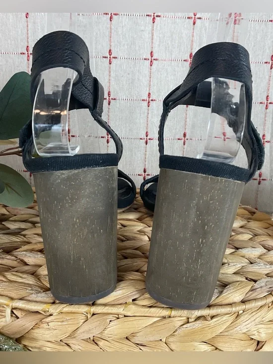 Splendid “Miller” Heeled Sandals Black Leather Block Heel Strappy Shoe Sz 6 - Picture 3 of 6